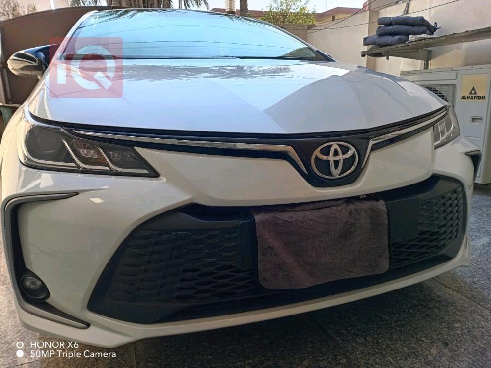 تۆیۆتا کۆرۆلا